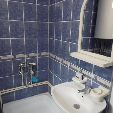 Sobe Za Izdavanje Nedeljkovic Ostanak kod kuće