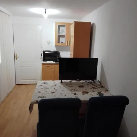 Sobe Za Izdavanje Nedeljkovic Homestay Lukovo
