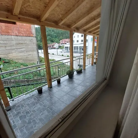 Ostanak kod kuće Sobe Za Izdavanje Nedeljkovic