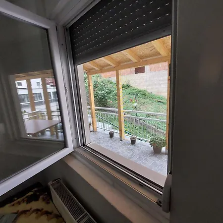 Sobe Za Izdavanje Nedeljkovic Lukovo (Kursumlija)