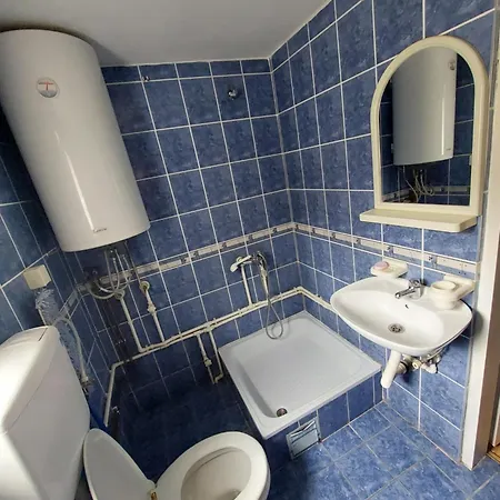 Sobe Za Izdavanje Nedeljkovic Kwatera prywatna Lukovo (Kursumlija)