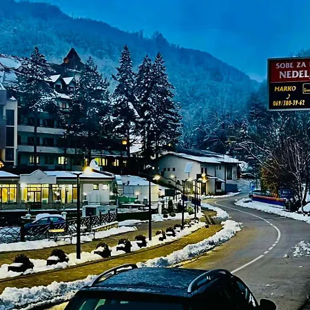 Sobe Za Izdavanje Nedeljkovic Ostanak kod kuće Lukovo (Kursumlija)